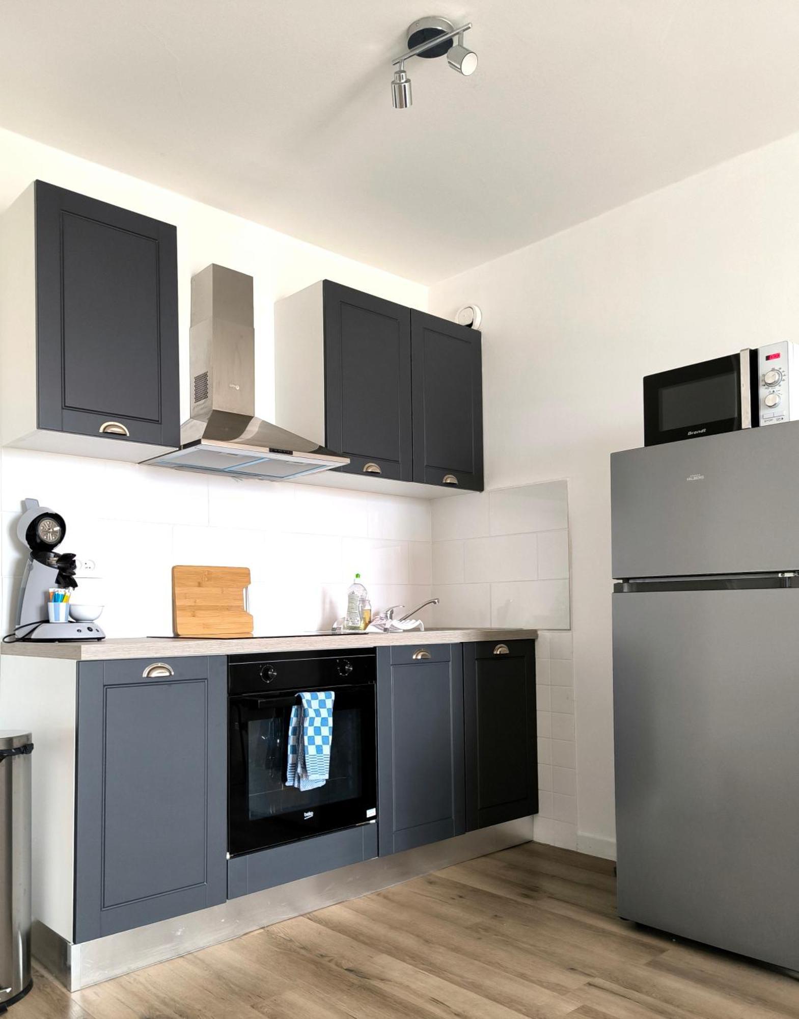 Joli T2 Lumineux Avec Balcon Et Wifi - Proche Cv Apartment Aix-en-Provence Ngoại thất bức ảnh