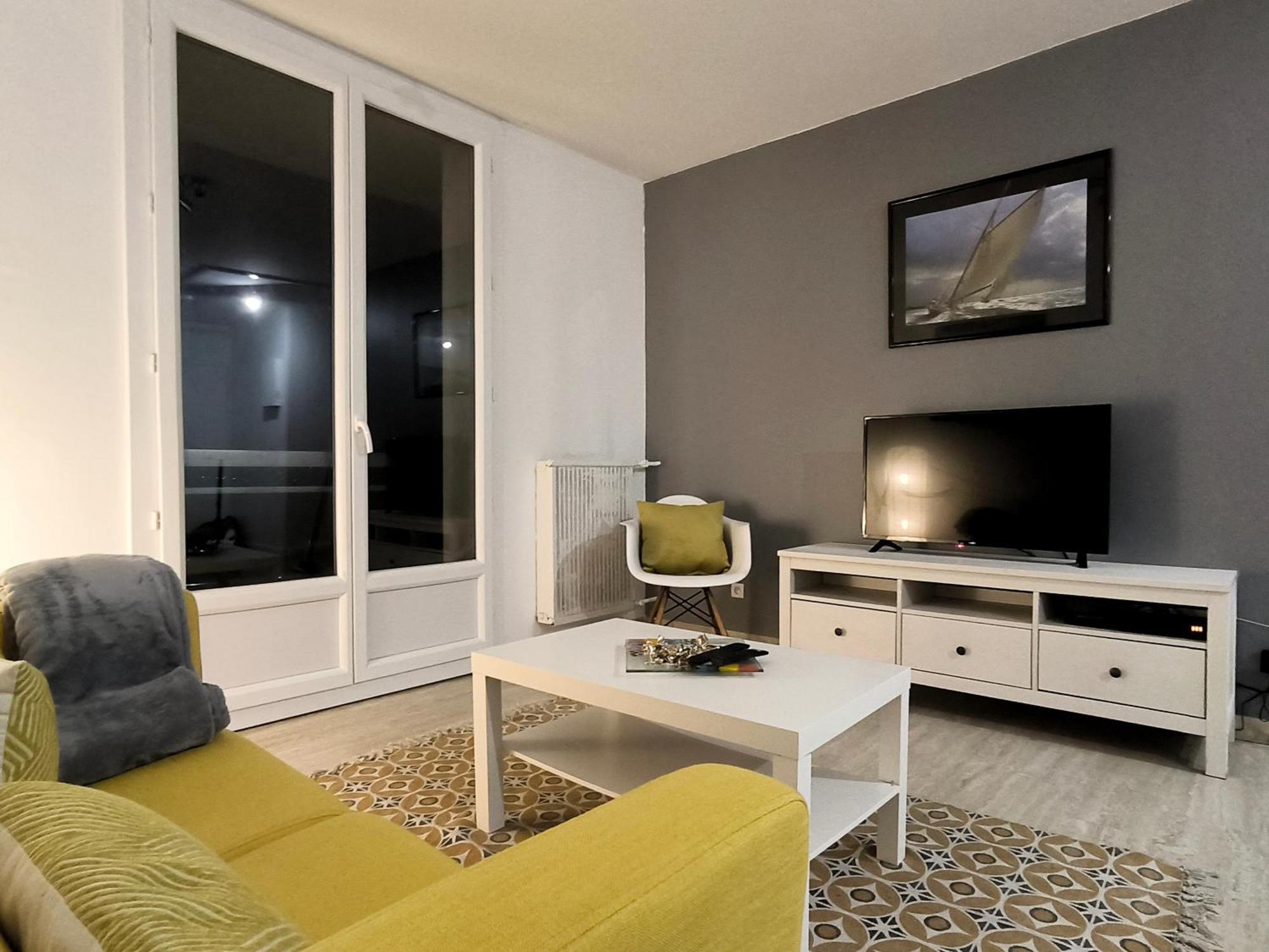 Joli T2 Lumineux Avec Balcon Et Wifi - Proche Cv Apartment Aix-en-Provence Ngoại thất bức ảnh